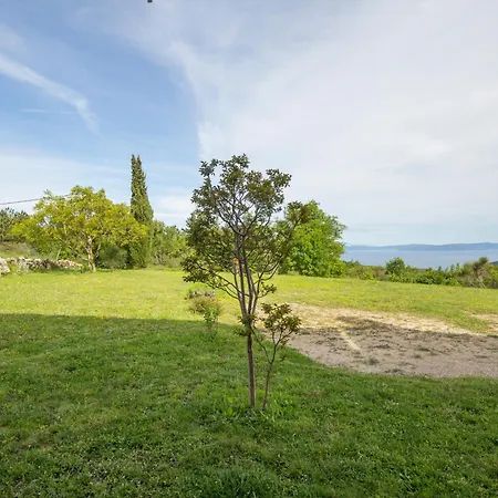 For Families With Children Presika, - 11656 拉宾