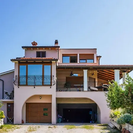 For Families With Children Presika, - 11656 Appartement