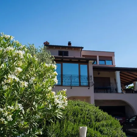 For Families With Children Presika, - 11656 Appartement *